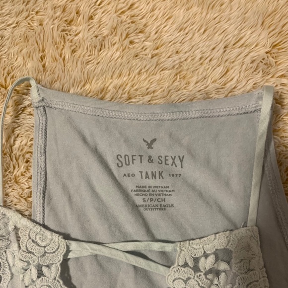 Floral tank top - Picture 3 of 4